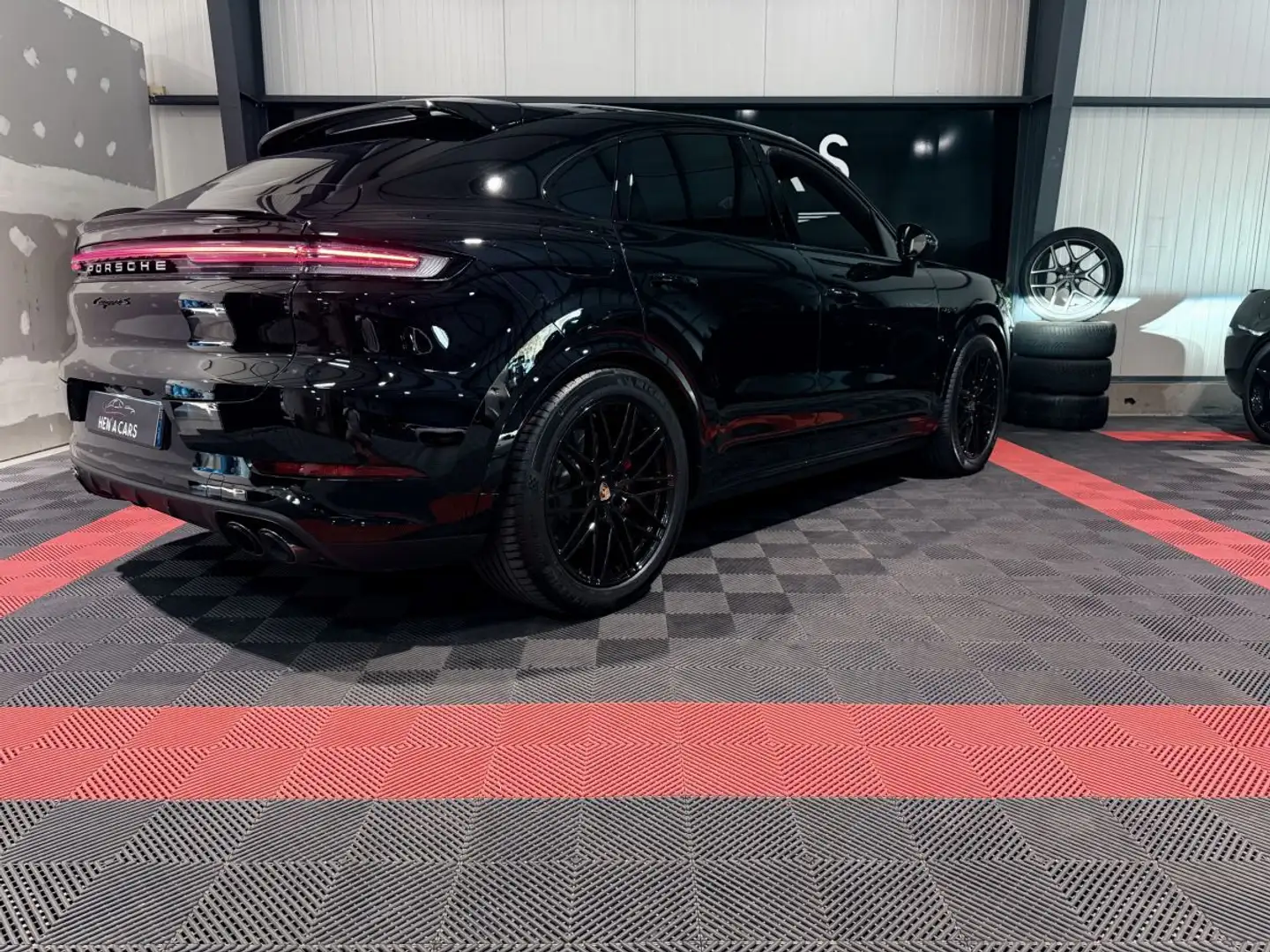 Porsche Cayenne Coupé 3.0 V6 S E-HYBRID Schwarz - 2