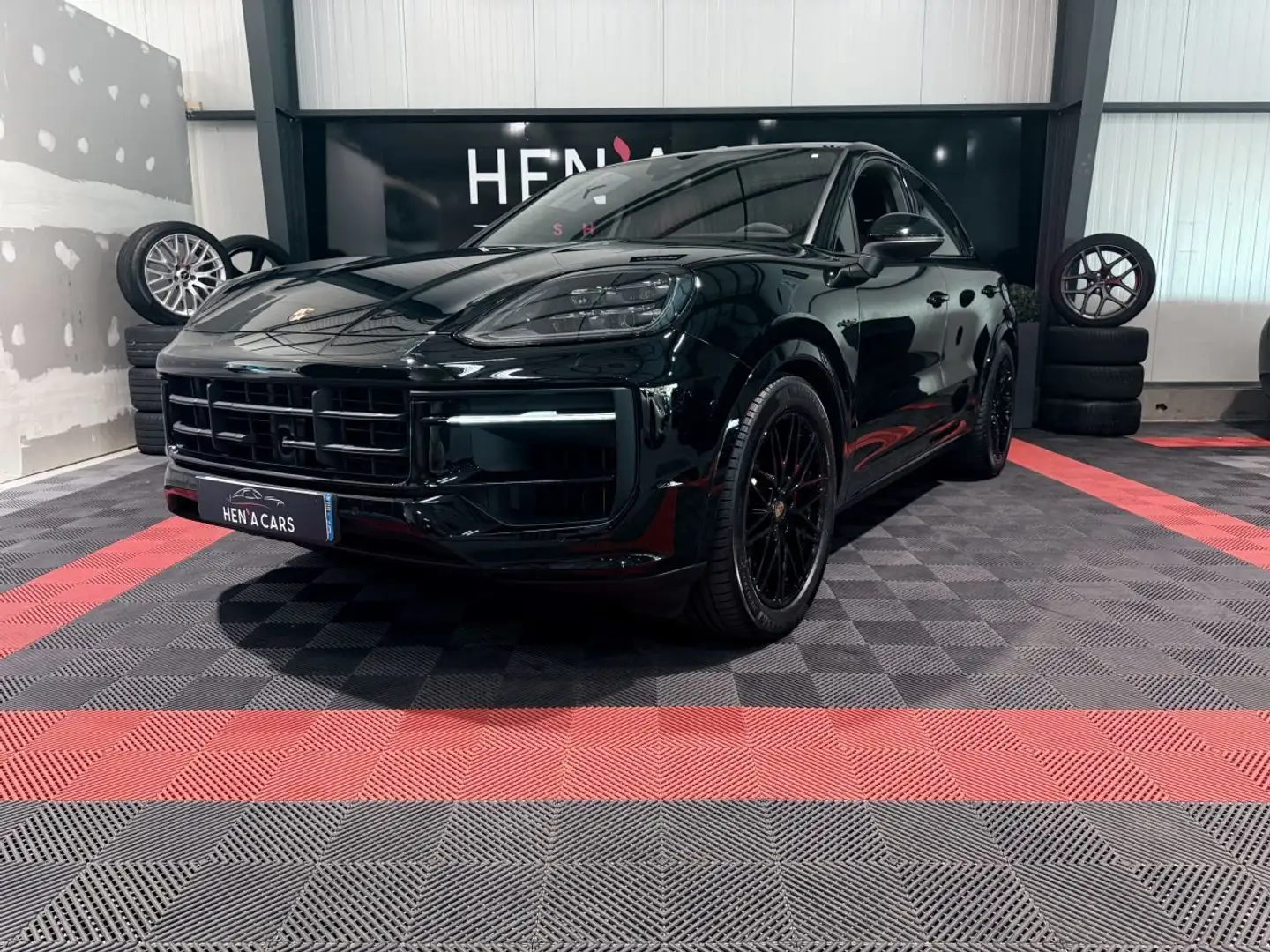 Porsche Cayenne Coupé 3.0 V6 S E-HYBRID Schwarz - 1