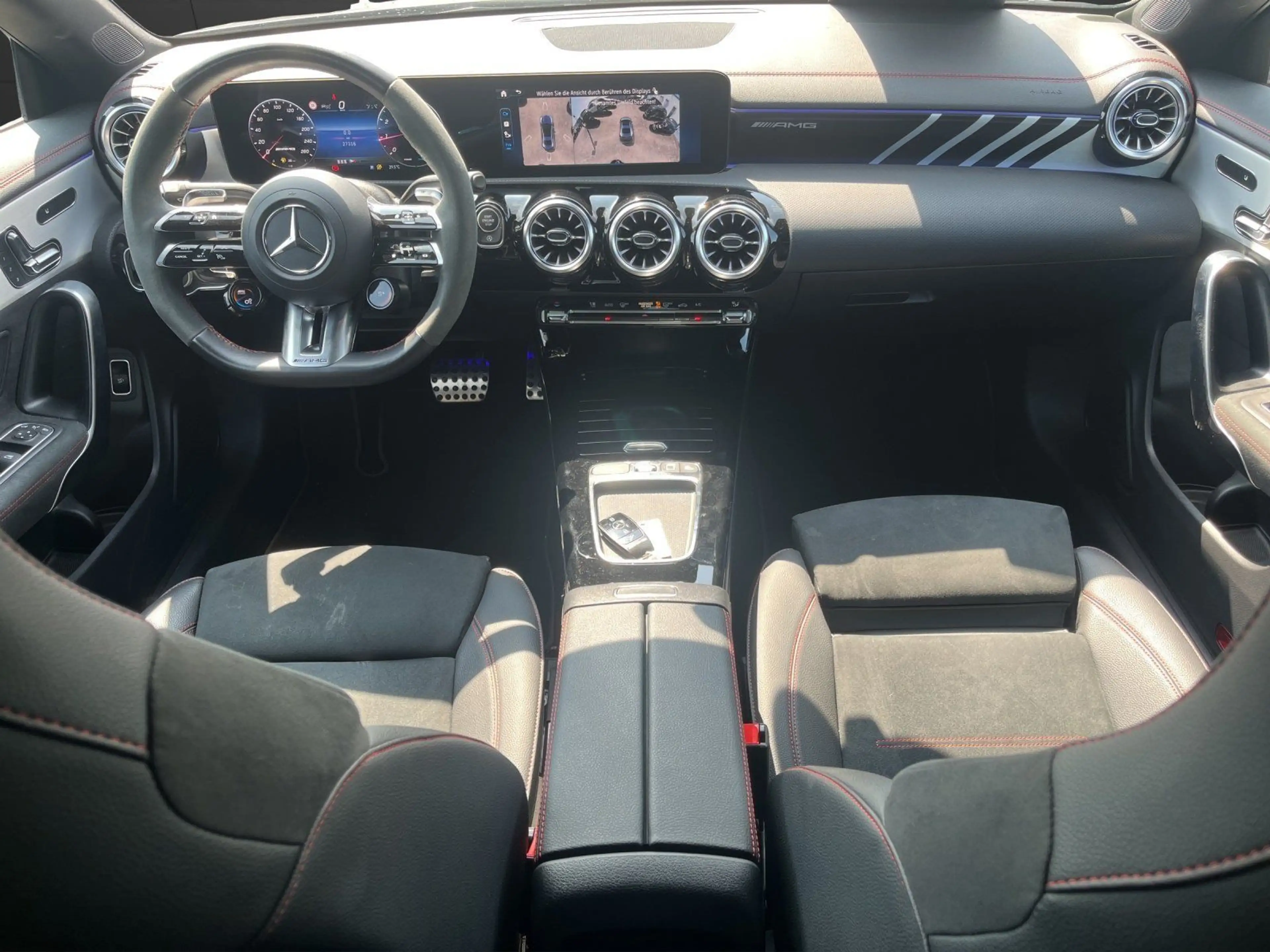 Mercedes-Benz CLA 35 AMG 4M AERO+NIGHT I+II+PANO+MAGNO+MBEAM++ — photo 6
