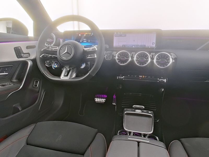 Mercedes-Benz CLA 35 AMG 4M AERO+NIGHT I+II+PANO+MAGNO+MBEAM++ — photo 6