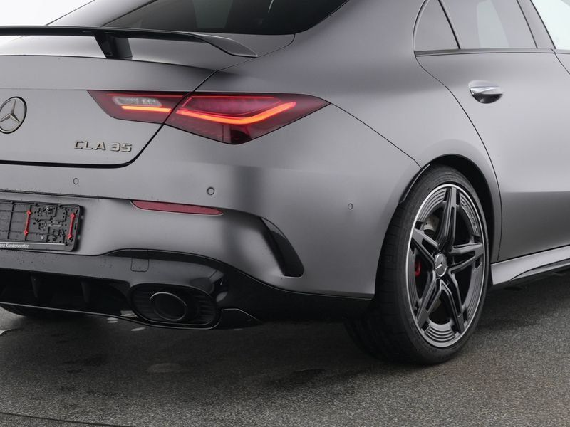 Mercedes-Benz CLA 35 AMG 4M AERO+NIGHT I+II+PANO+MAGNO+MBEAM++ — photo 4