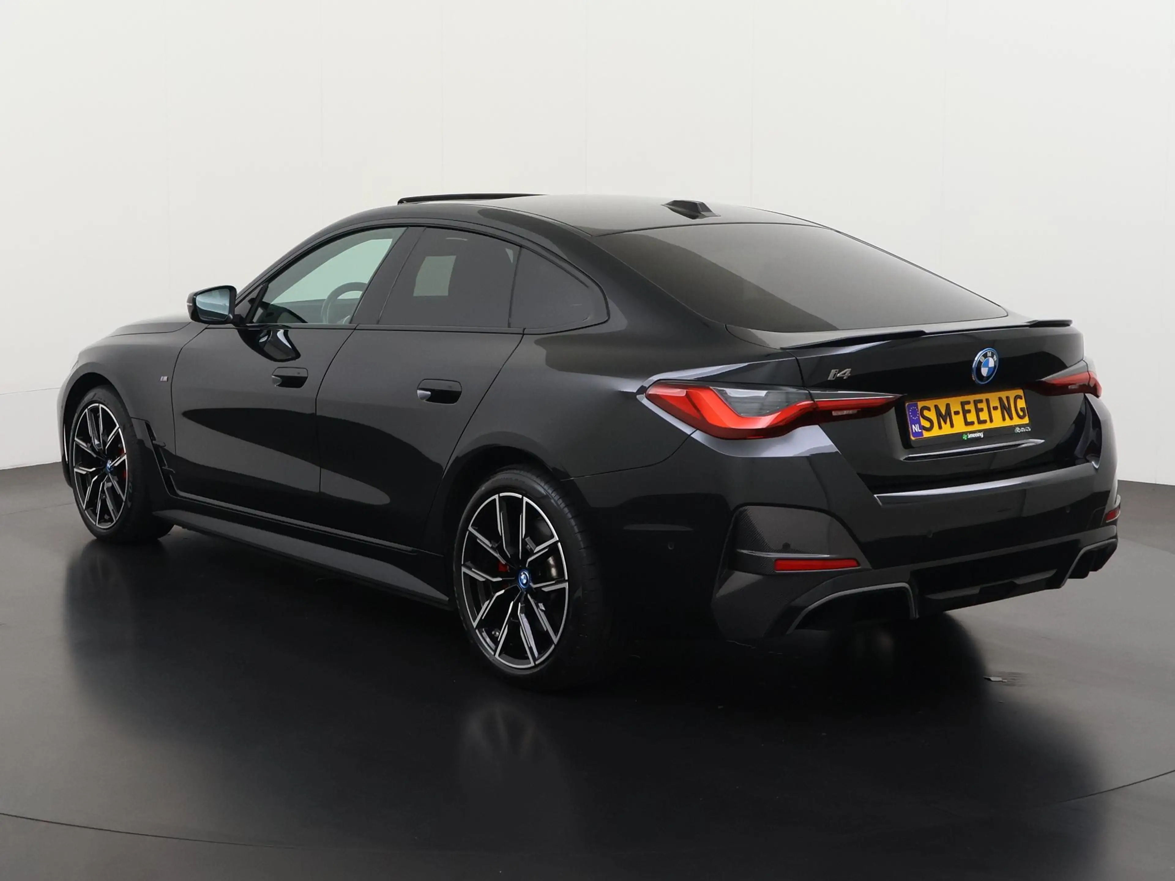 BMW i4 M50 84 kWh | SOH 95% | Panoramadak | Leder | Head — photo 7