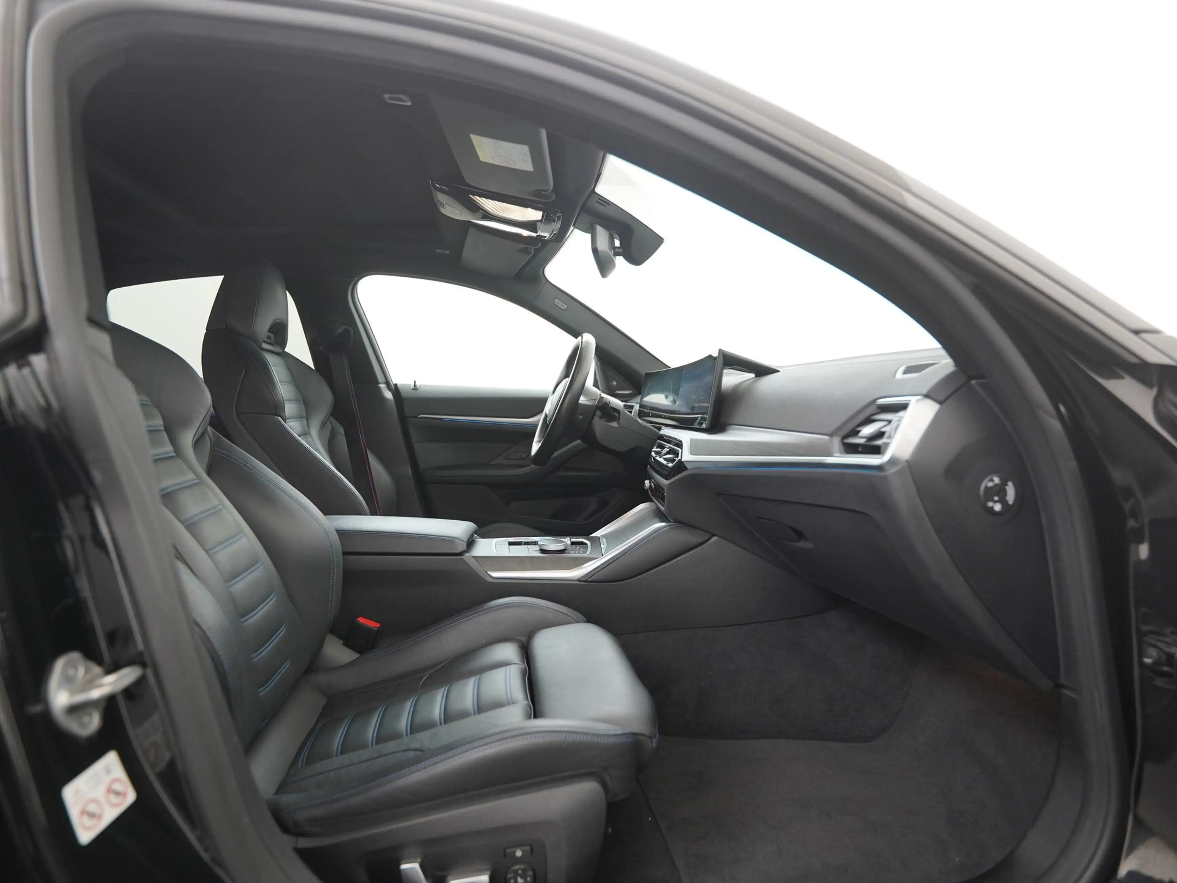 BMW i4 M50 84 kWh | SOH 95% | Panoramadak | Leder | Head — photo 3