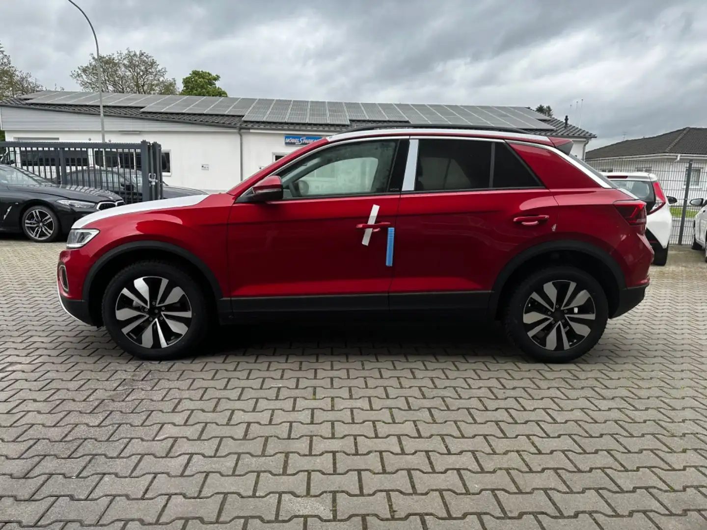 Volkswagen T-Roc Move *NAVI*ACC*DIGITAL COCKPIT*IQ. DRIVE* Rosso - 2