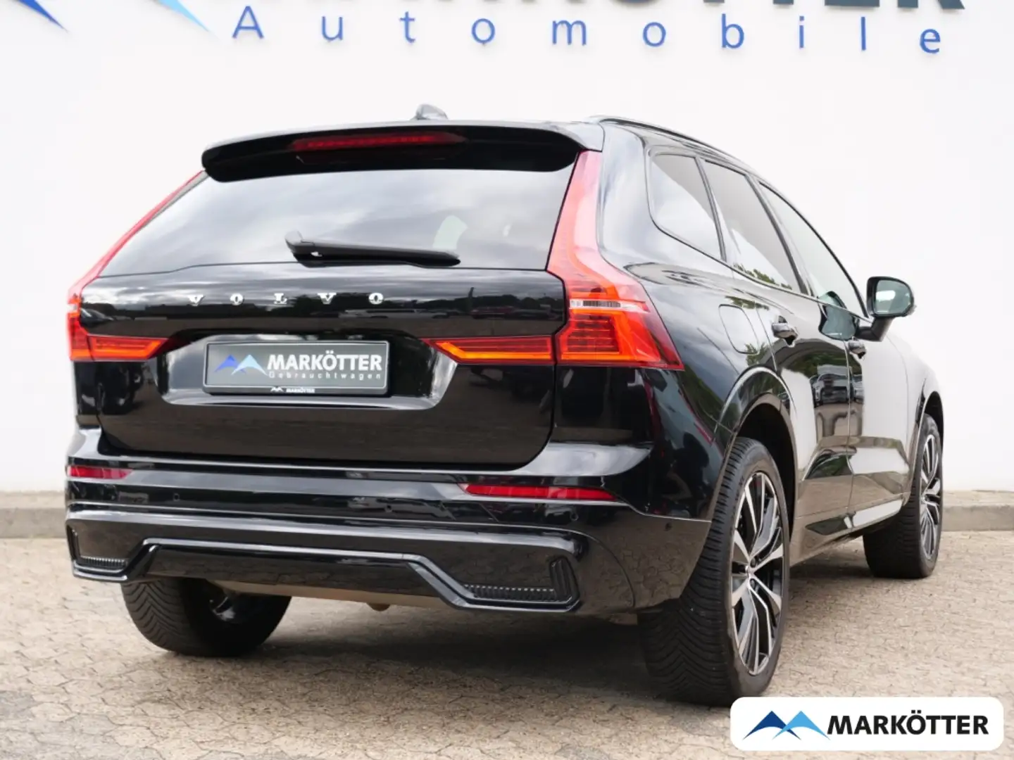 Volvo XC60 T6 AWD Twin Engine R Design /360/Memory/ Schwarz - 2