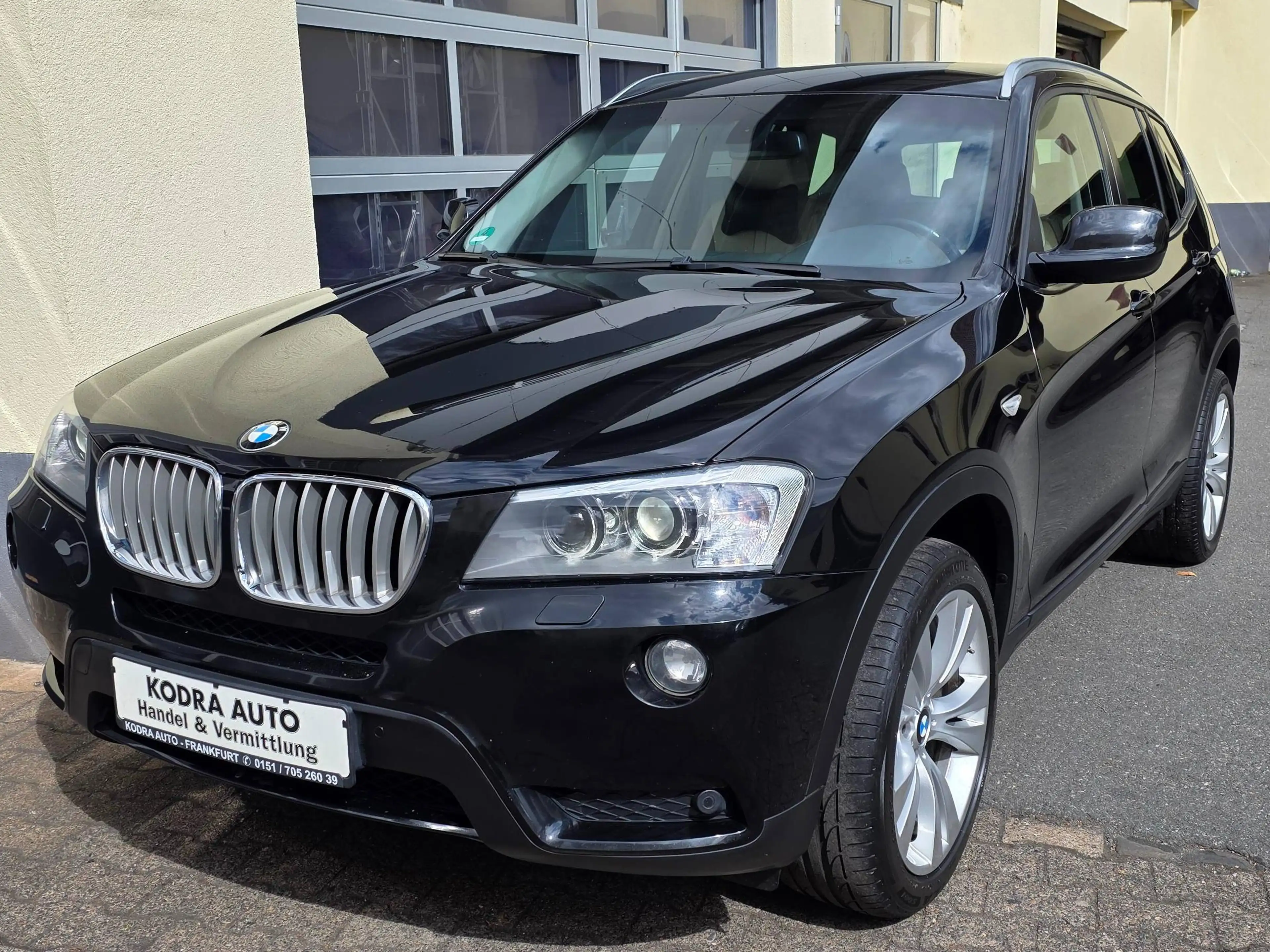 BMW X3 xDrive 30 d*Aut*Leder*Navi*Xenon*AHK