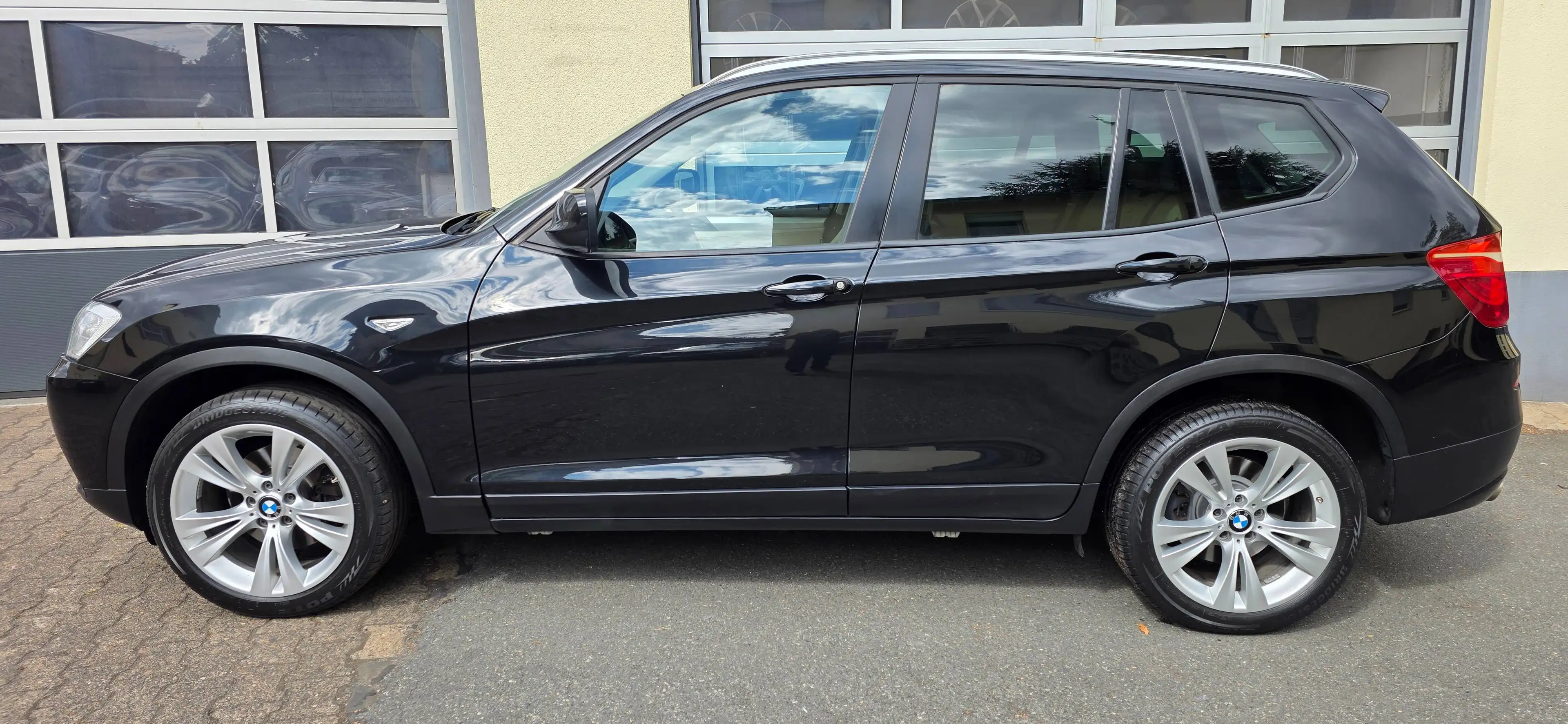 BMW X3 xDrive 30 d*Aut*Leder*Navi*Xenon*AHK — photo 3