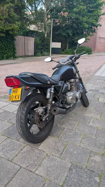 Kawasaki ZEPHYR 550 - foto 4