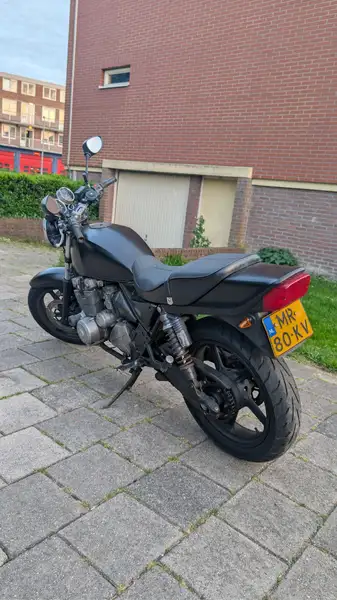 Kawasaki ZEPHYR 550 - foto 3