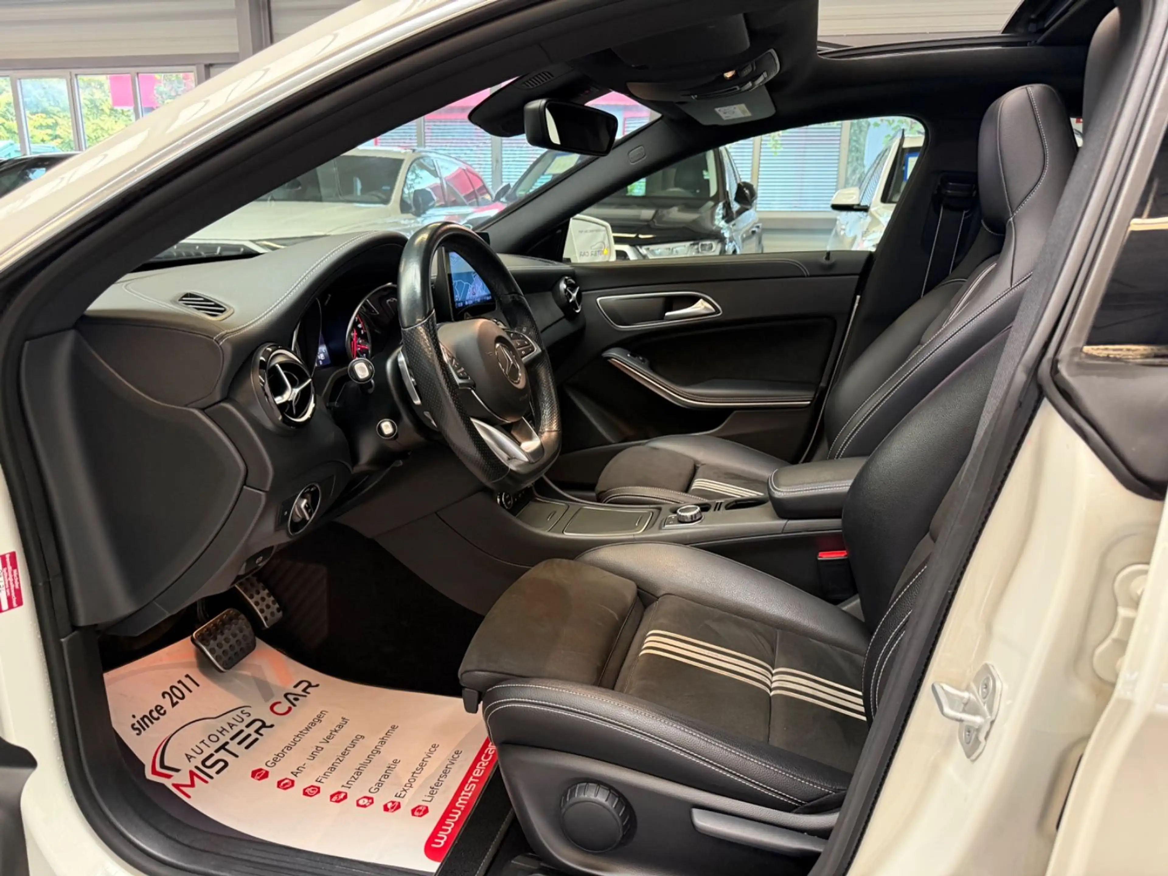 Mercedes-Benz CLA 200 Aut AMG LINE PANO/NAVI/LED/KAM/KEY/TOT — photo 11