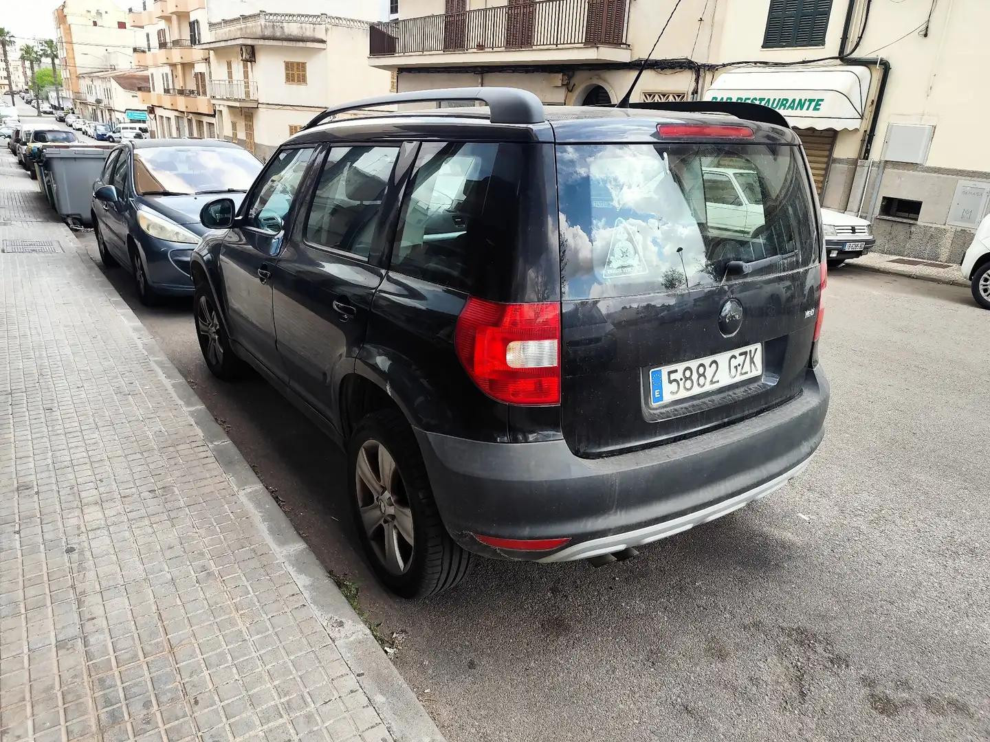 Skoda Yeti 1.2 TSI Ambition 4x2 - 1