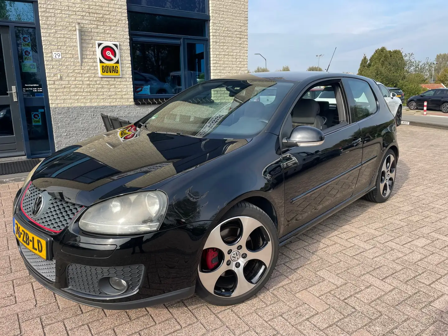 Volkswagen Golf GTI 2.0 TFSI 60- NL geleverd- Bluetooth Zwart - 1