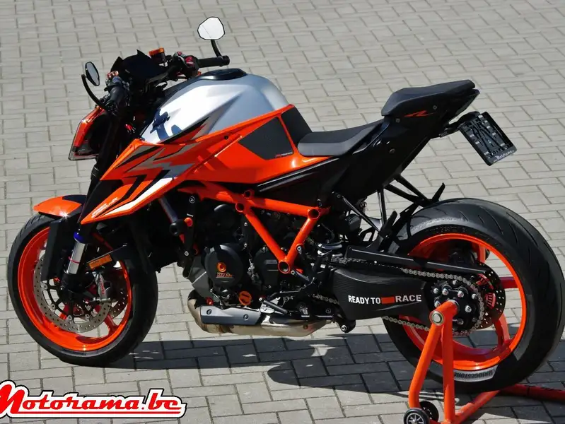 KTM 1290 Super Duke R - foto 3