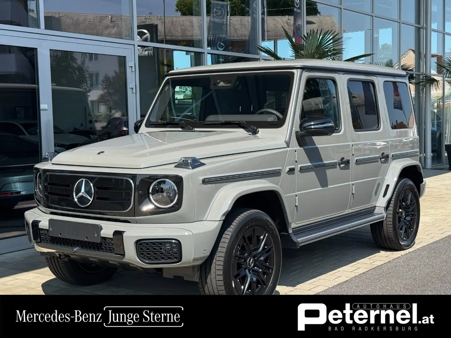 Mercedes-Benz G 580 mit EQ Technologie Night Gris - 1