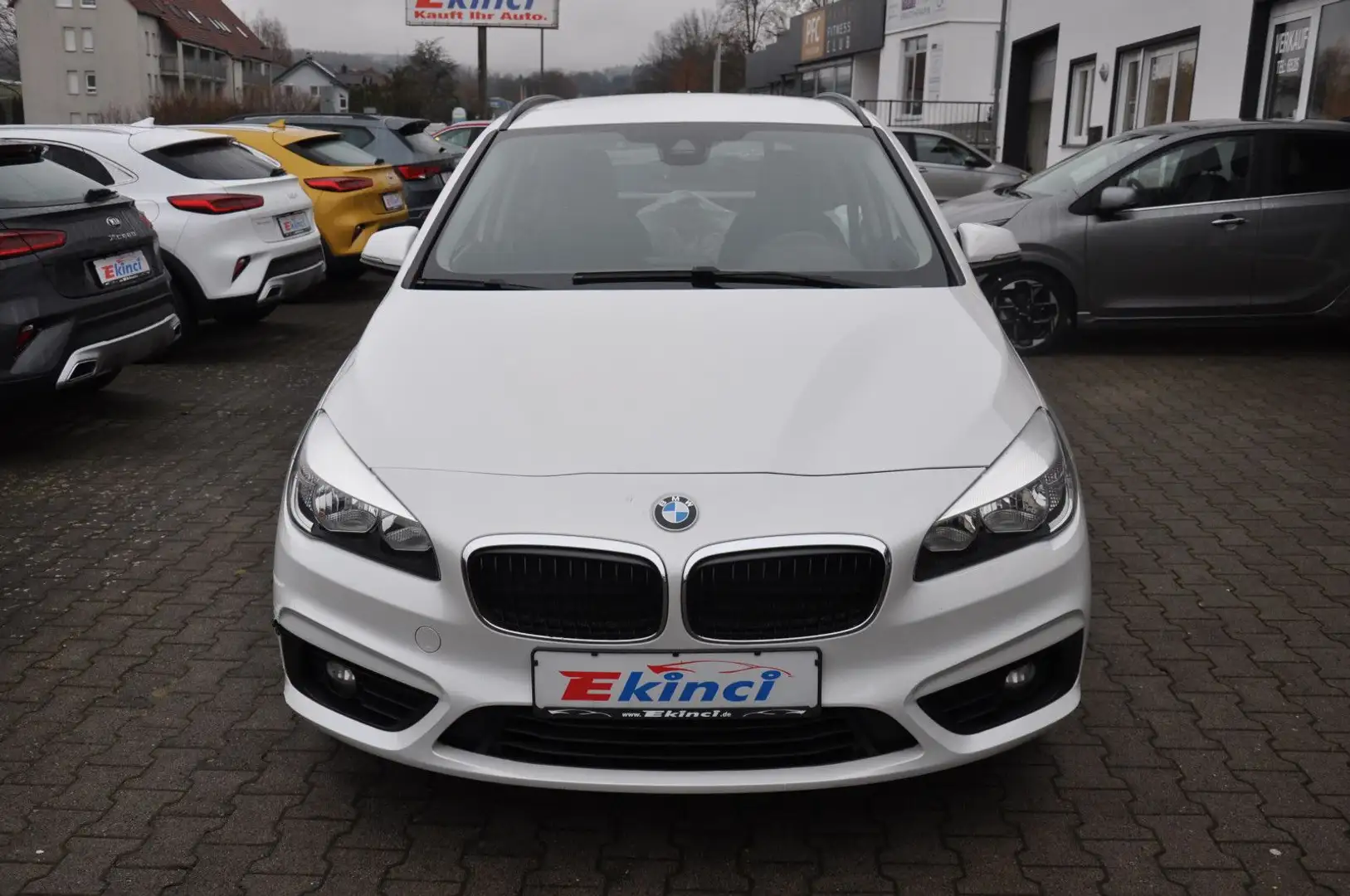 BMW 216 2 Active Tourer 216 d Advantage Wit - 2