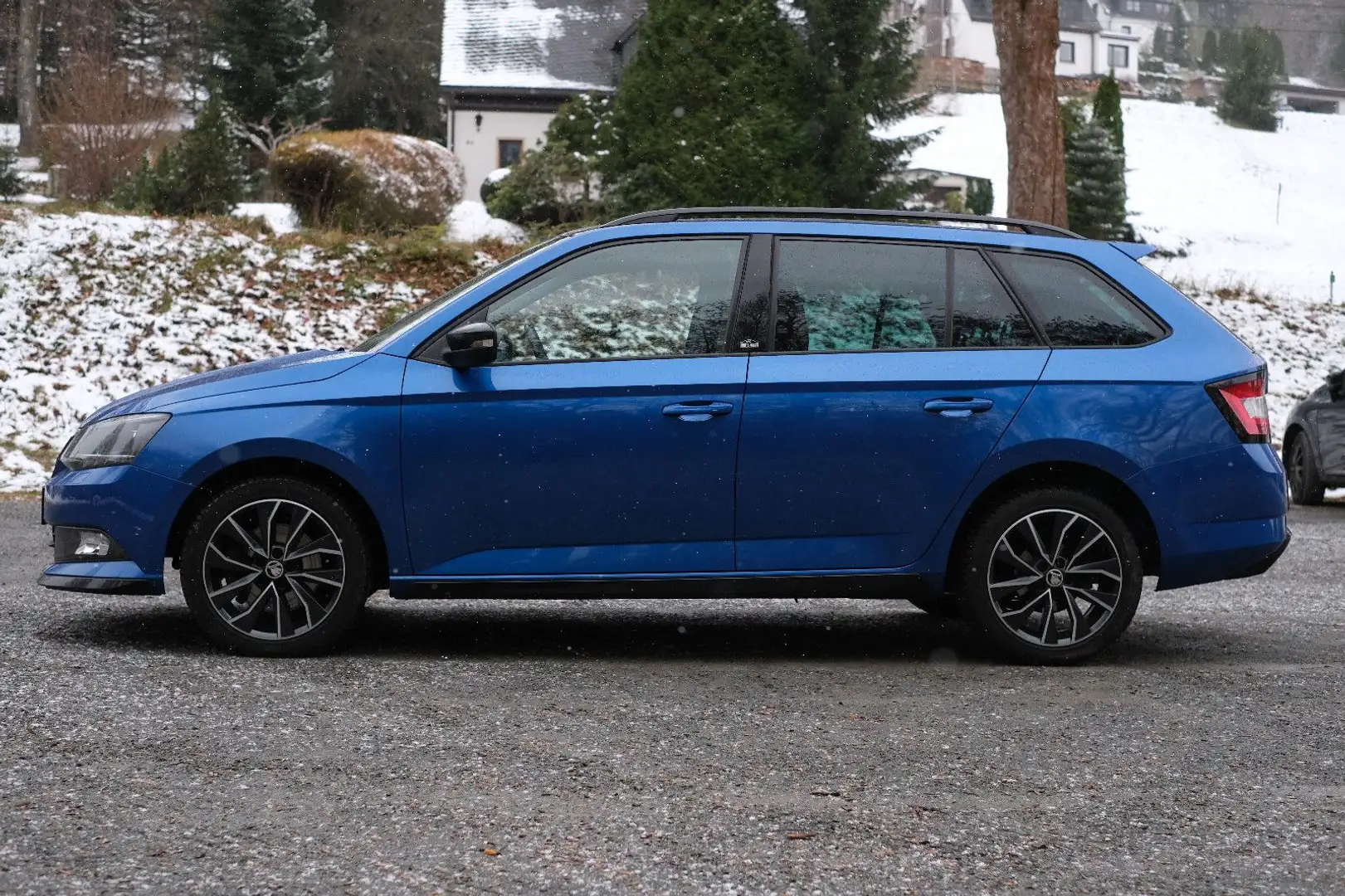 Skoda Fabia 1.2TSI Monte Carlo Combi DAB Pano uvm Blau - 2