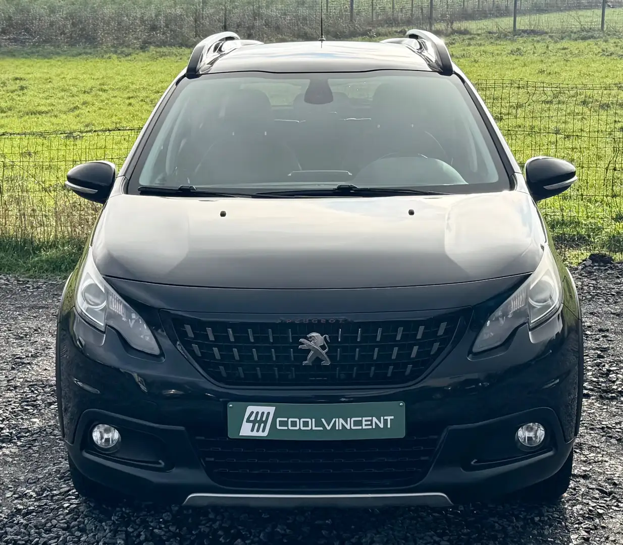 Peugeot 2008 GT Line  - Toit Pano - Airco - Bluetooth - GPS Noir - 2