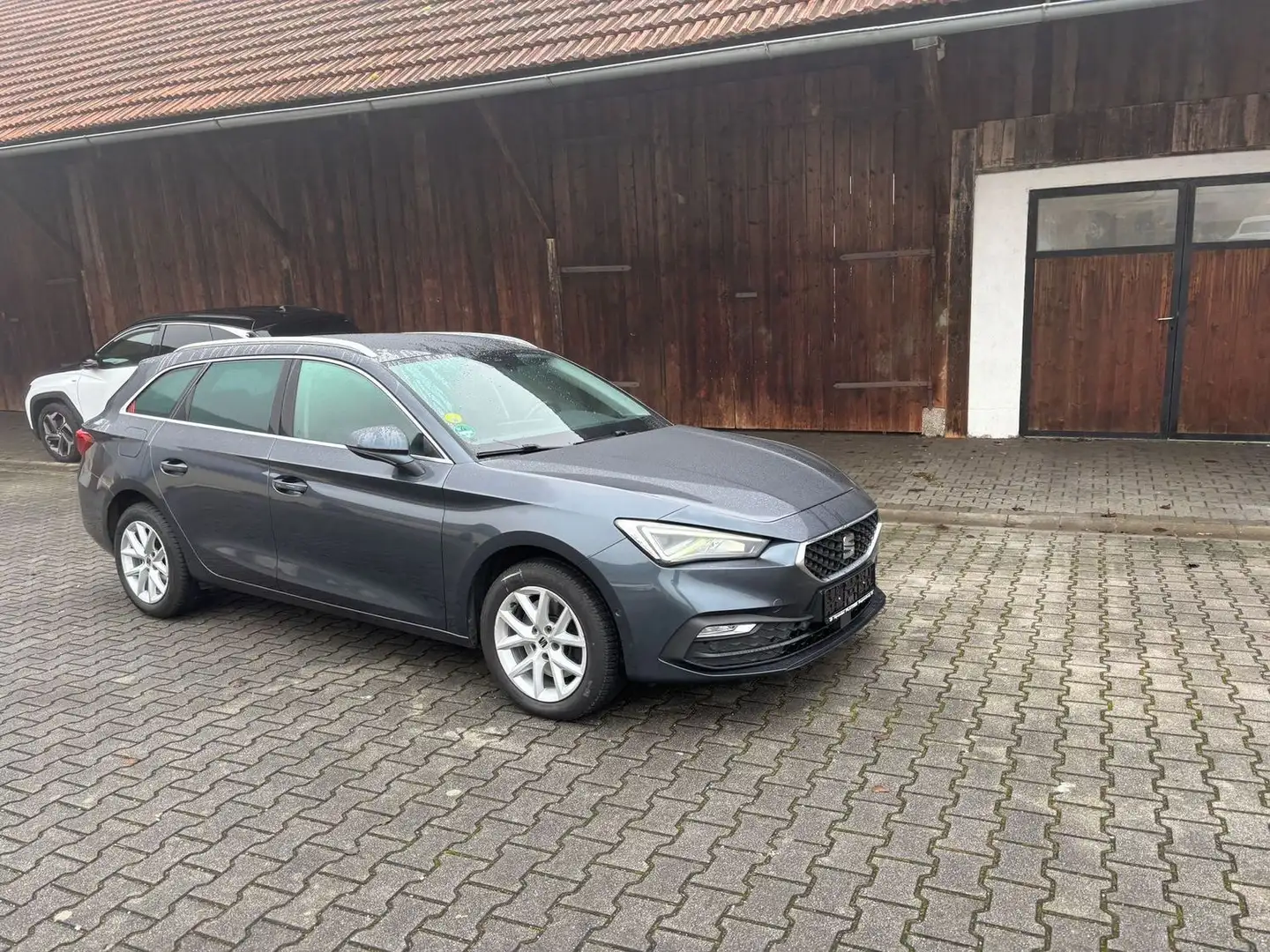 SEAT Leon Style+++Automatik,VR Cockpit+++ Grau - 1