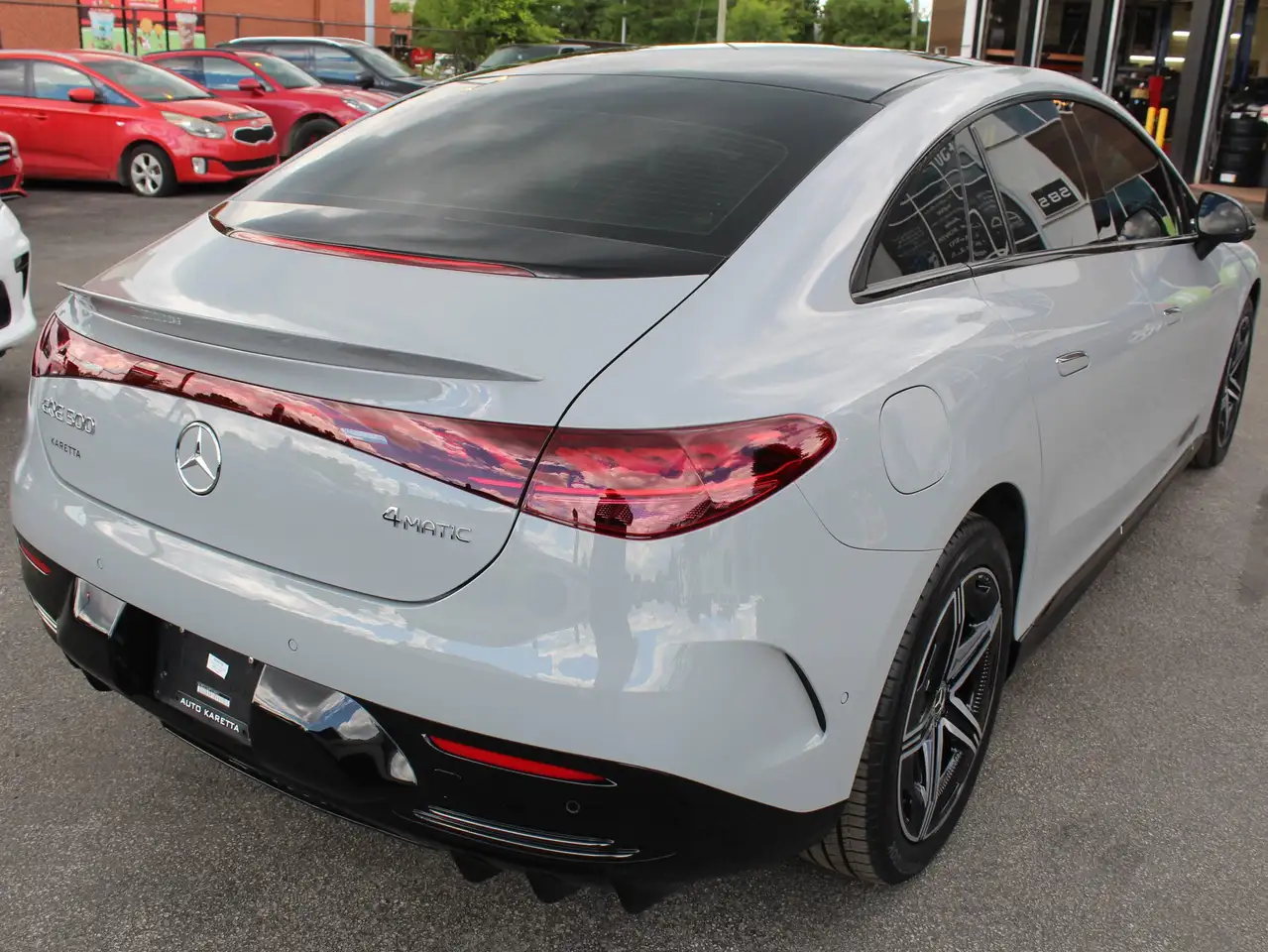 Mercedes-Benz EQE снимка Mercedes-Benz EQE