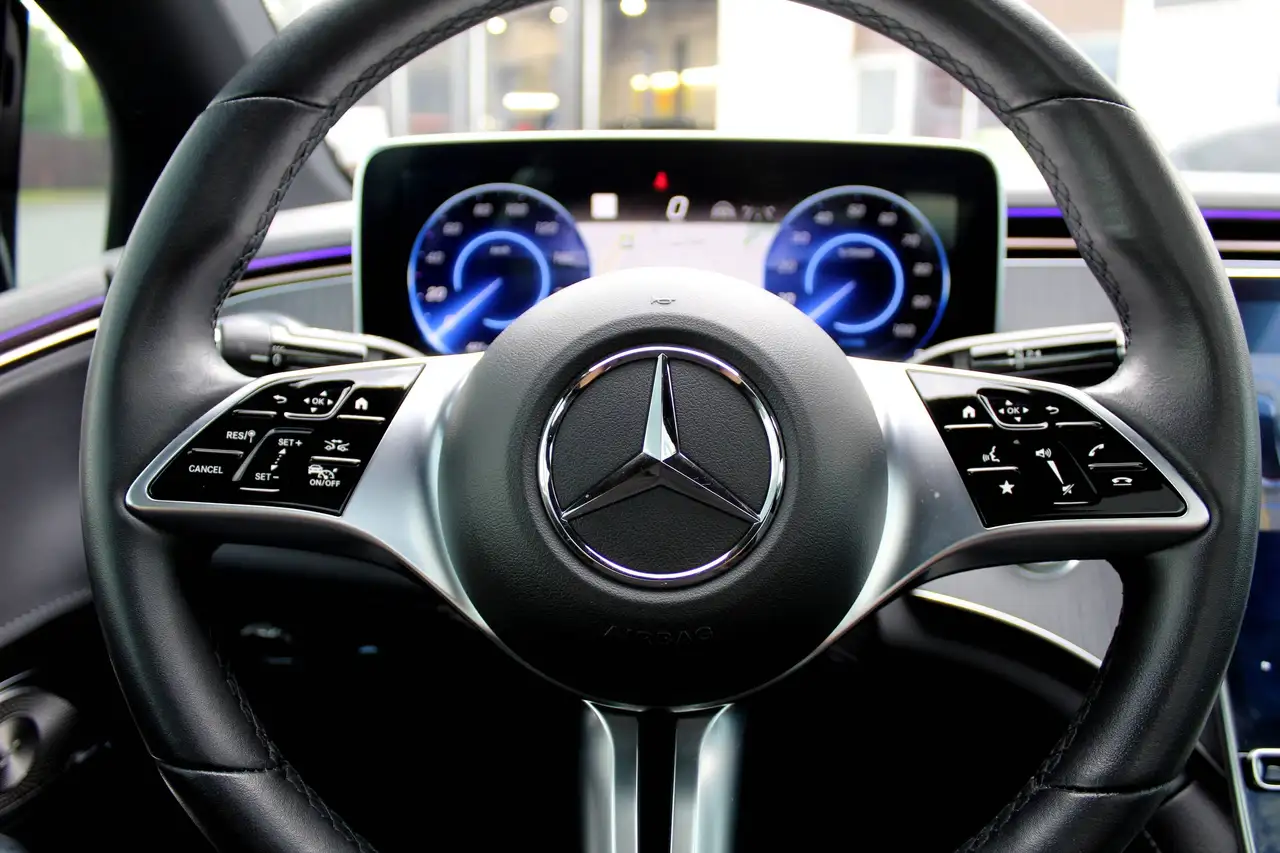 Mercedes-Benz EQE снимка Mercedes-Benz EQE