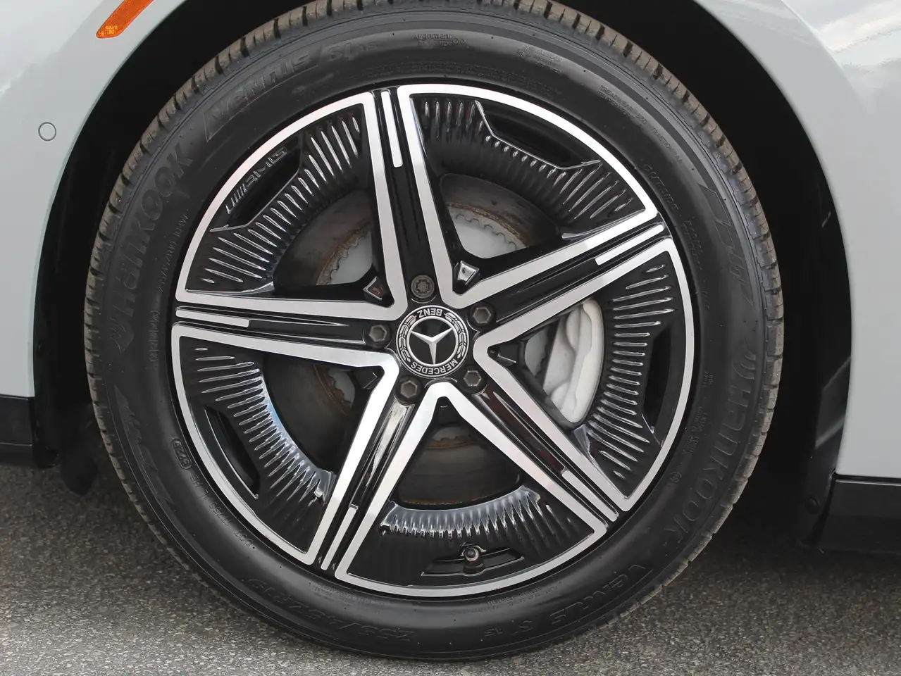 Mercedes-Benz EQE снимка Mercedes-Benz EQE