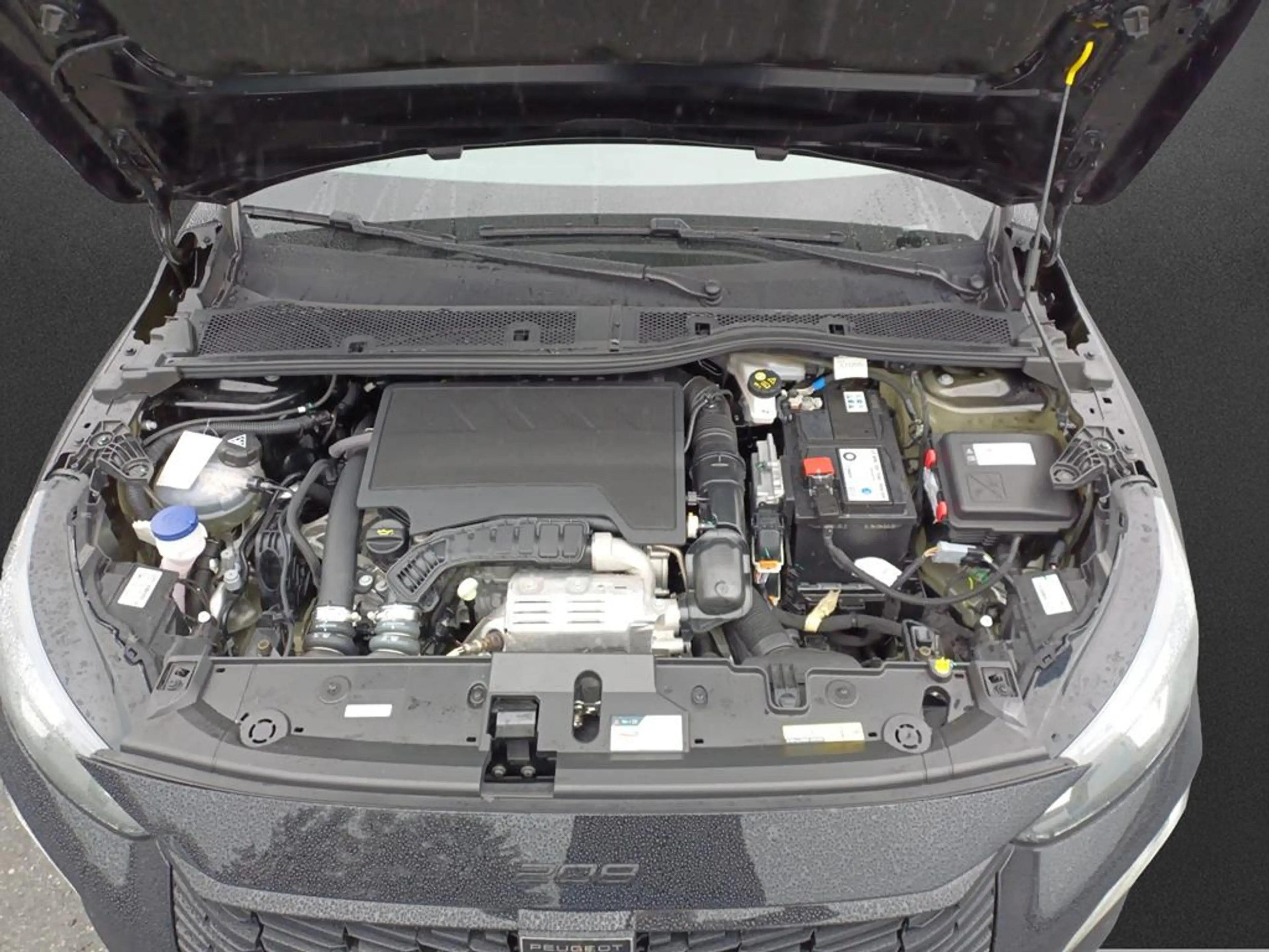 Peugeot 208 Allure — photo 5
