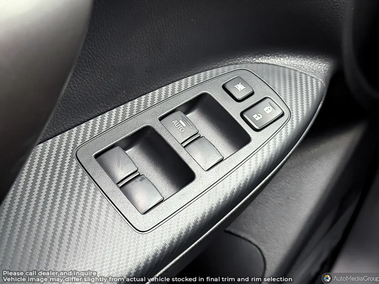 Mitsubishi Eclipse Cross снимка Mitsubishi Eclipse Cross