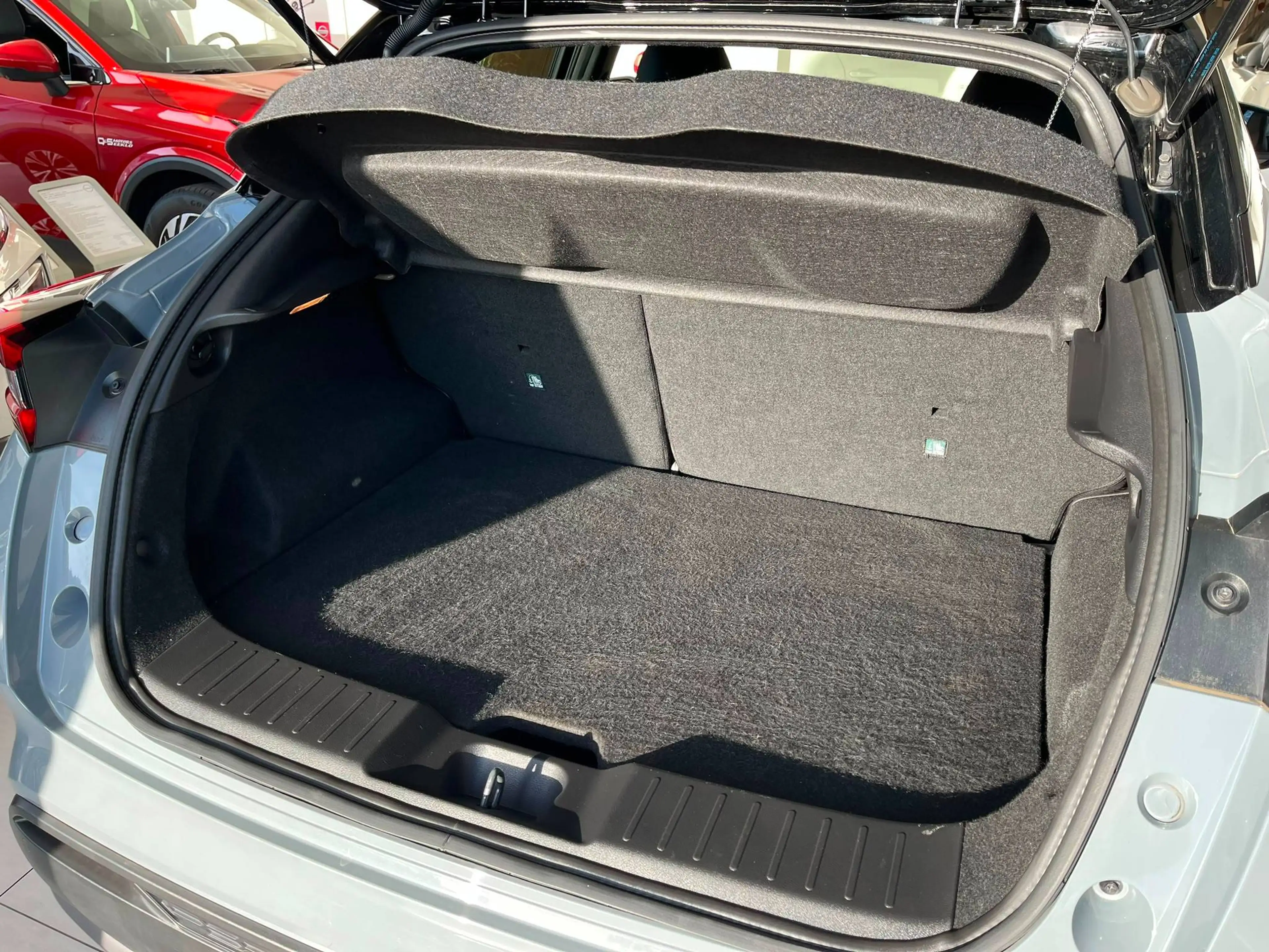 Nissan Juke Juke 1.0 DIG-T 2WD N-Design (EU6AP) — photo 11