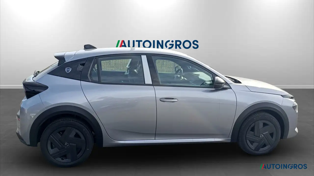 Lancia Ypsilon Ypsilon IV 2024 1.2 mhev 110cv e-dct 9