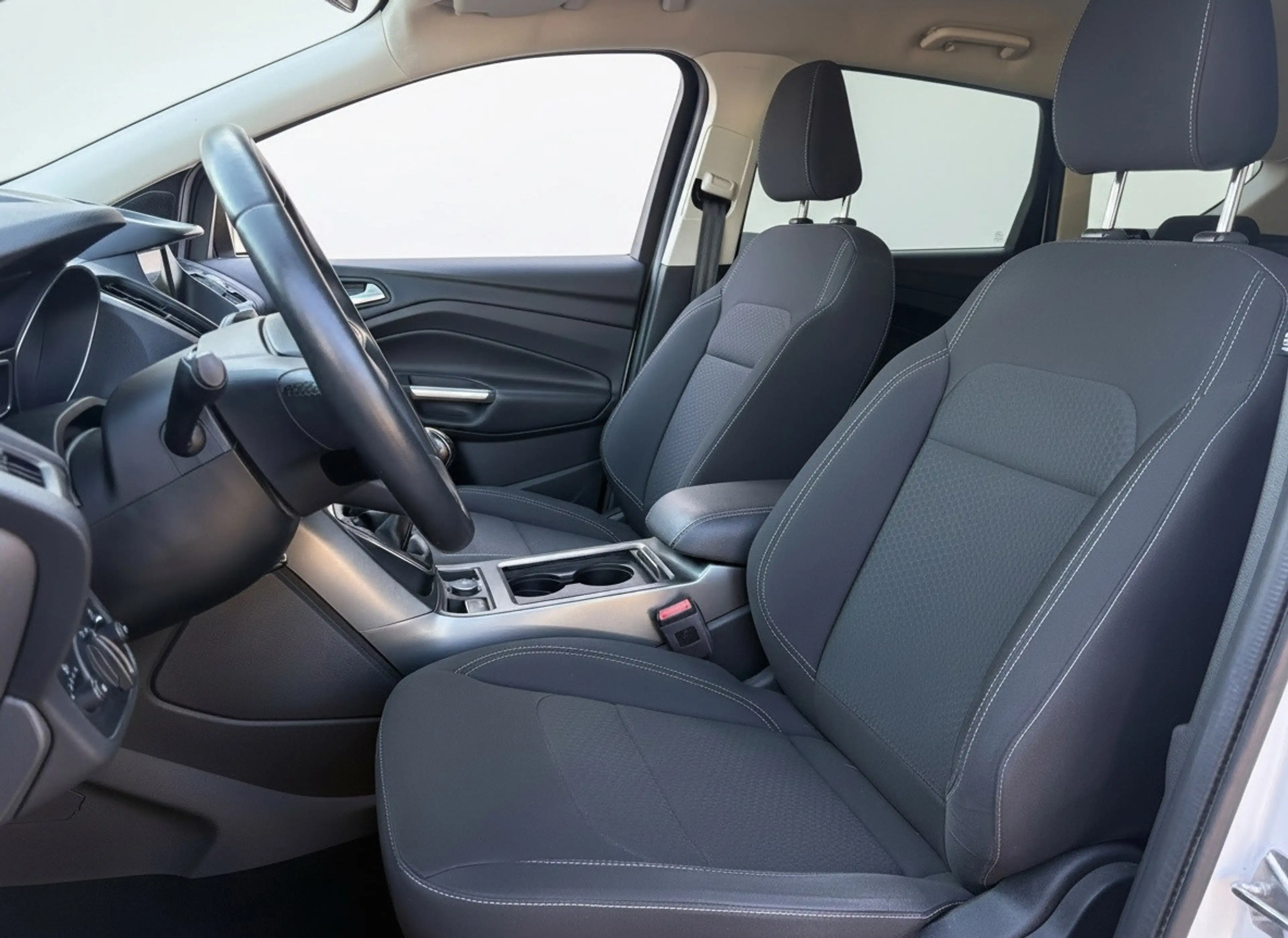 Ford Kuga 1.5 EcoBoost Trend Ultimate — photo 14