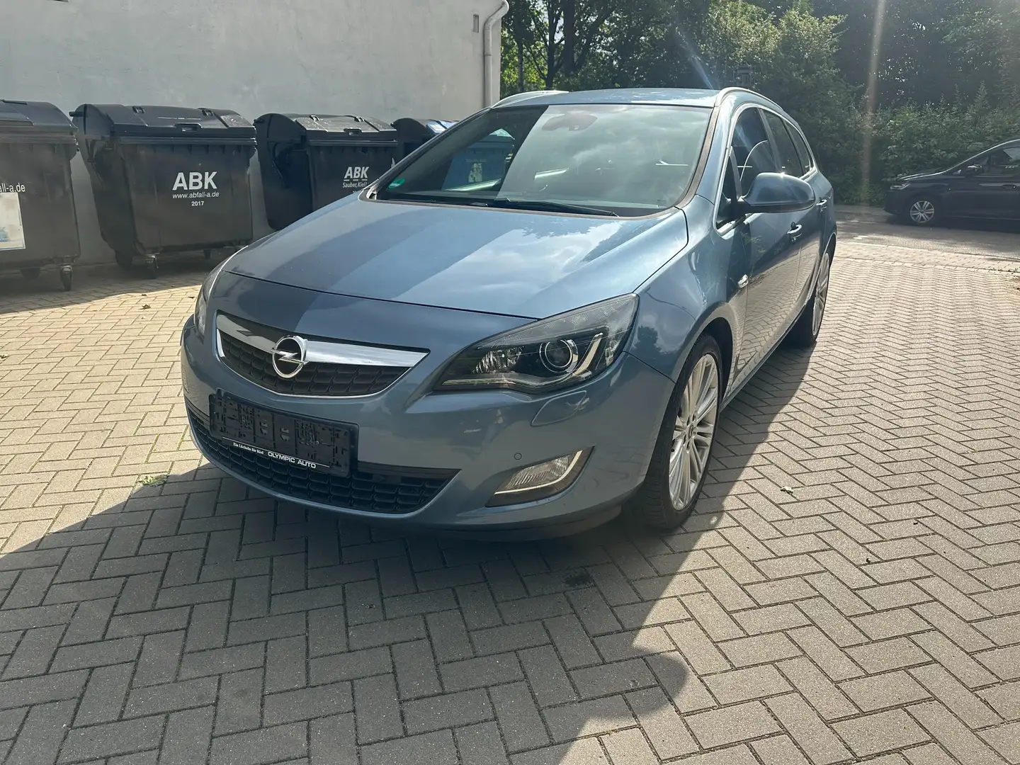 Opel Astra Sport / Tüv 02.2027 / Klima / Navi Modrá - 1