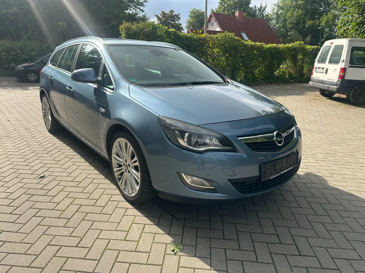 Opel Astra Sport / Tüv 02.2027 / Klima / Navi Modrá - 2