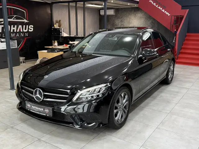 Mercedes-Benz 300 C C300 PANO*LED*BURMESTER*Avantgarde