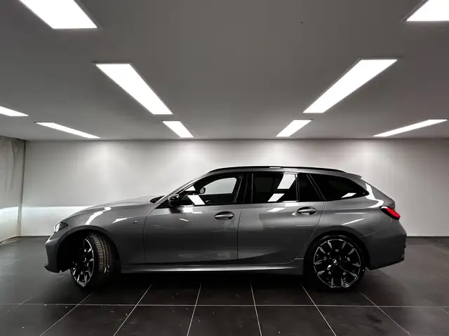 BMW 3 Series view 2