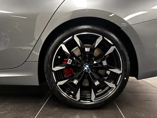 BMW M view 6