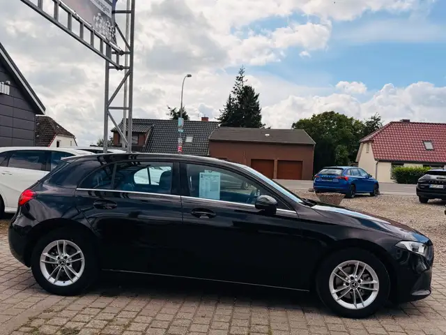 Mercedes-Benz A view 7