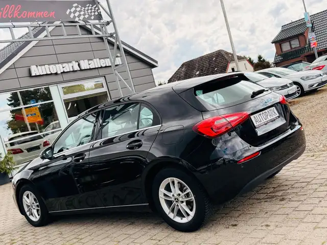Mercedes-Benz A view 5