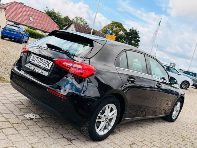 Mercedes-Benz A view 6