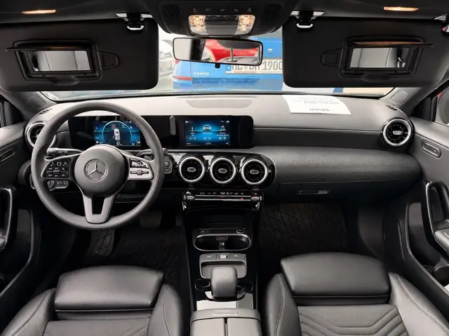 Mercedes-Benz A view 11