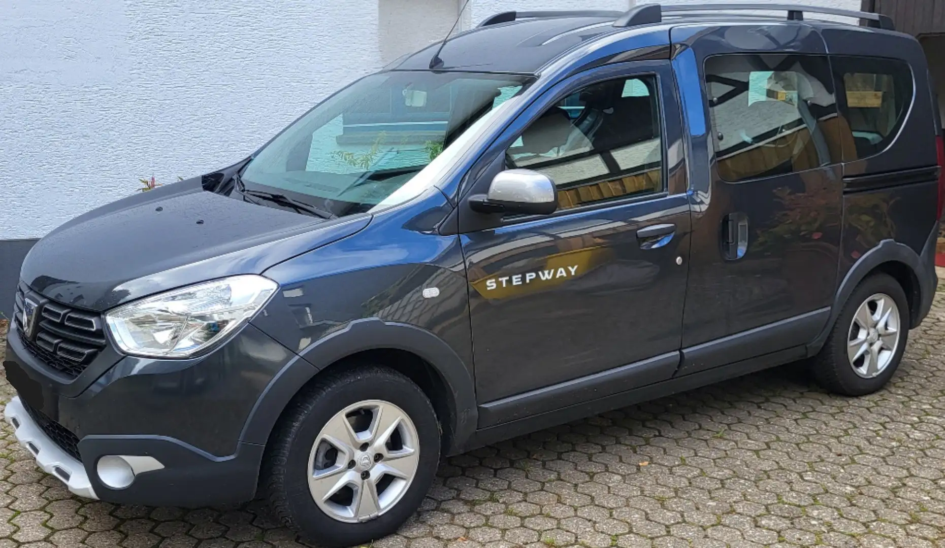 Dacia Dokker Dokker TCe 130 GPF Stepway Pro RFk Grau - 1