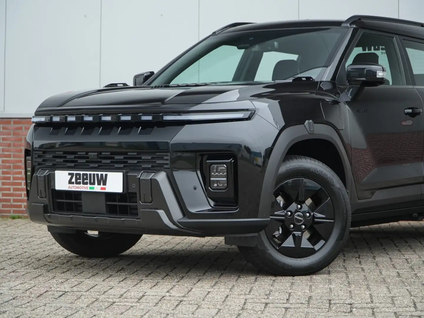 KGM Musso EV 80,6 kWh BLACKLINE 4WD 237PK Schwarz - 2