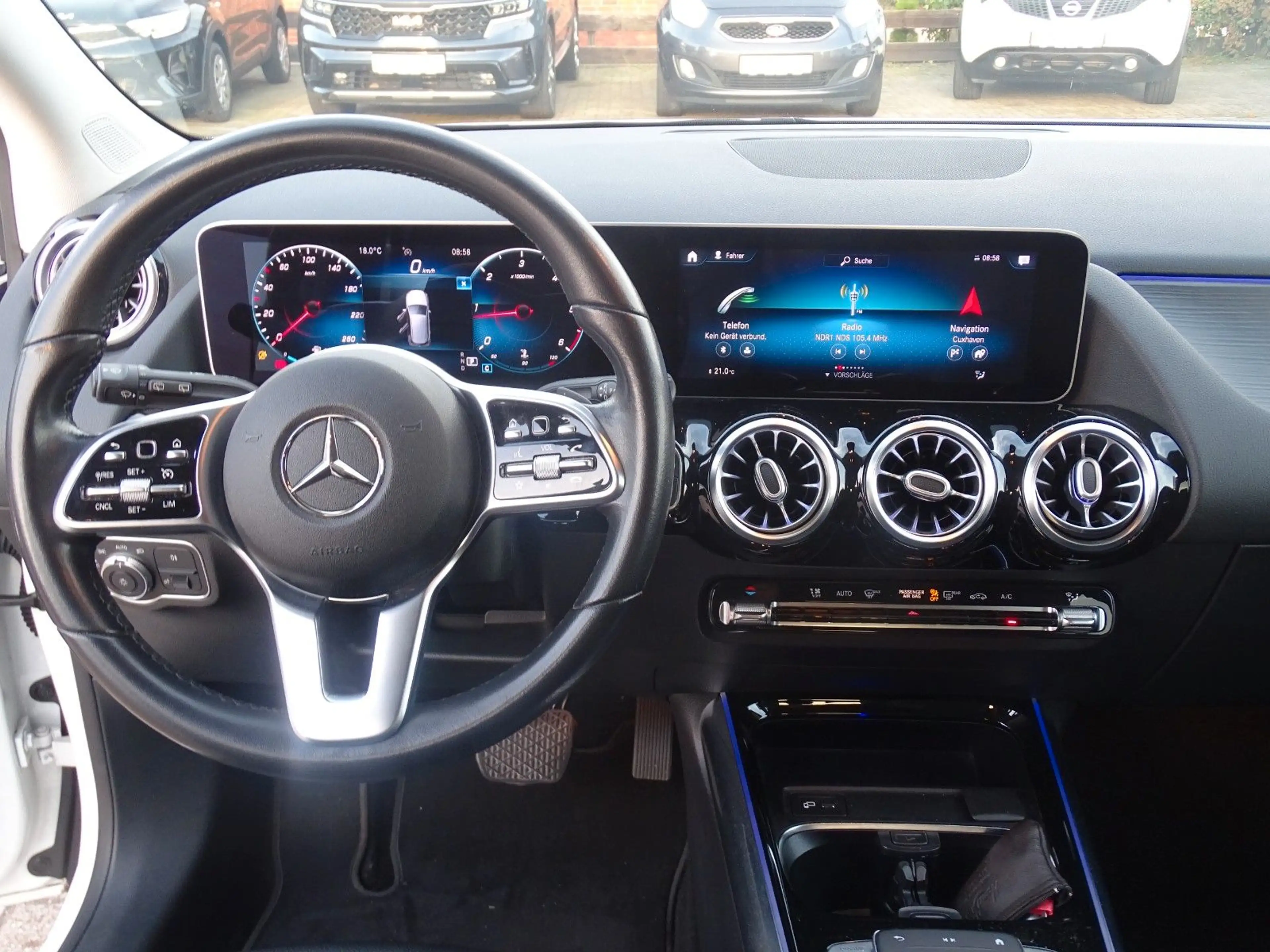 Mercedes-Benz B 200 d Progressiv A/T — photo 14
