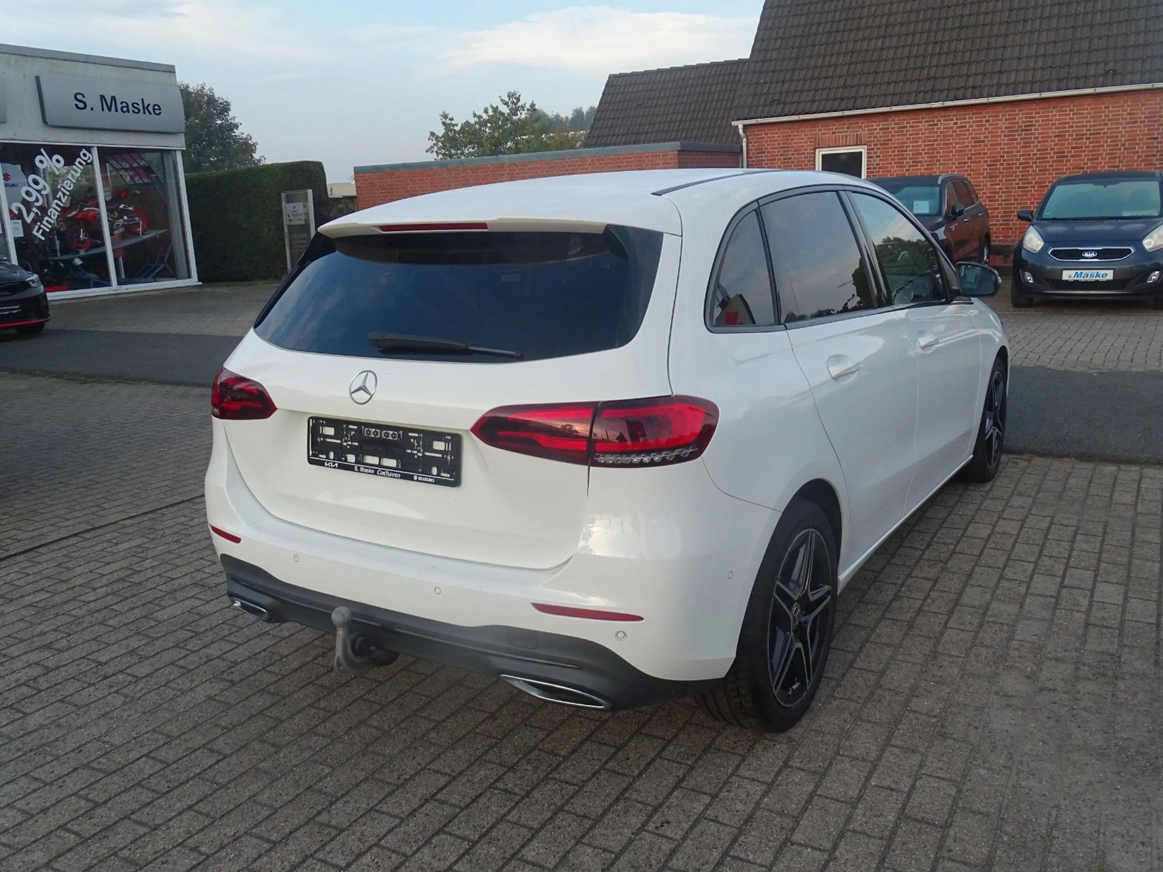 Mercedes-Benz B 200 d Progressiv A/T — photo 5