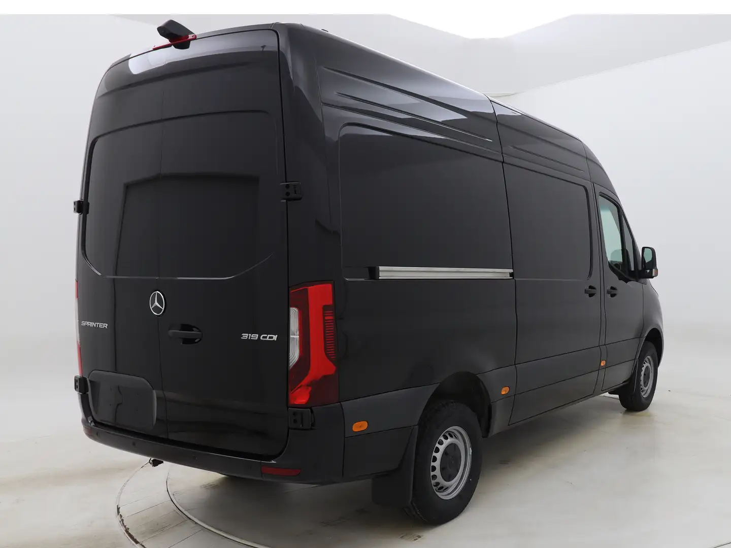 Mercedes-Benz Sprinter 319CDI 190PK Automaat L2H2 RWD SELECT | BPM Vrij | Zwart - 2