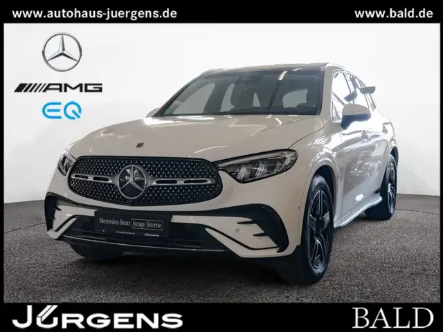 Mercedes-Benz GLC 300 d 4M AMG-Sport/LED/Cam/Pano/AHK/Memo/19"