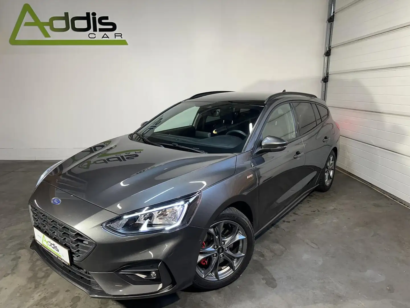 Ford Focus CLIPPER 1.5 ECOBLUE 120 ST-LINE Grijs - 1