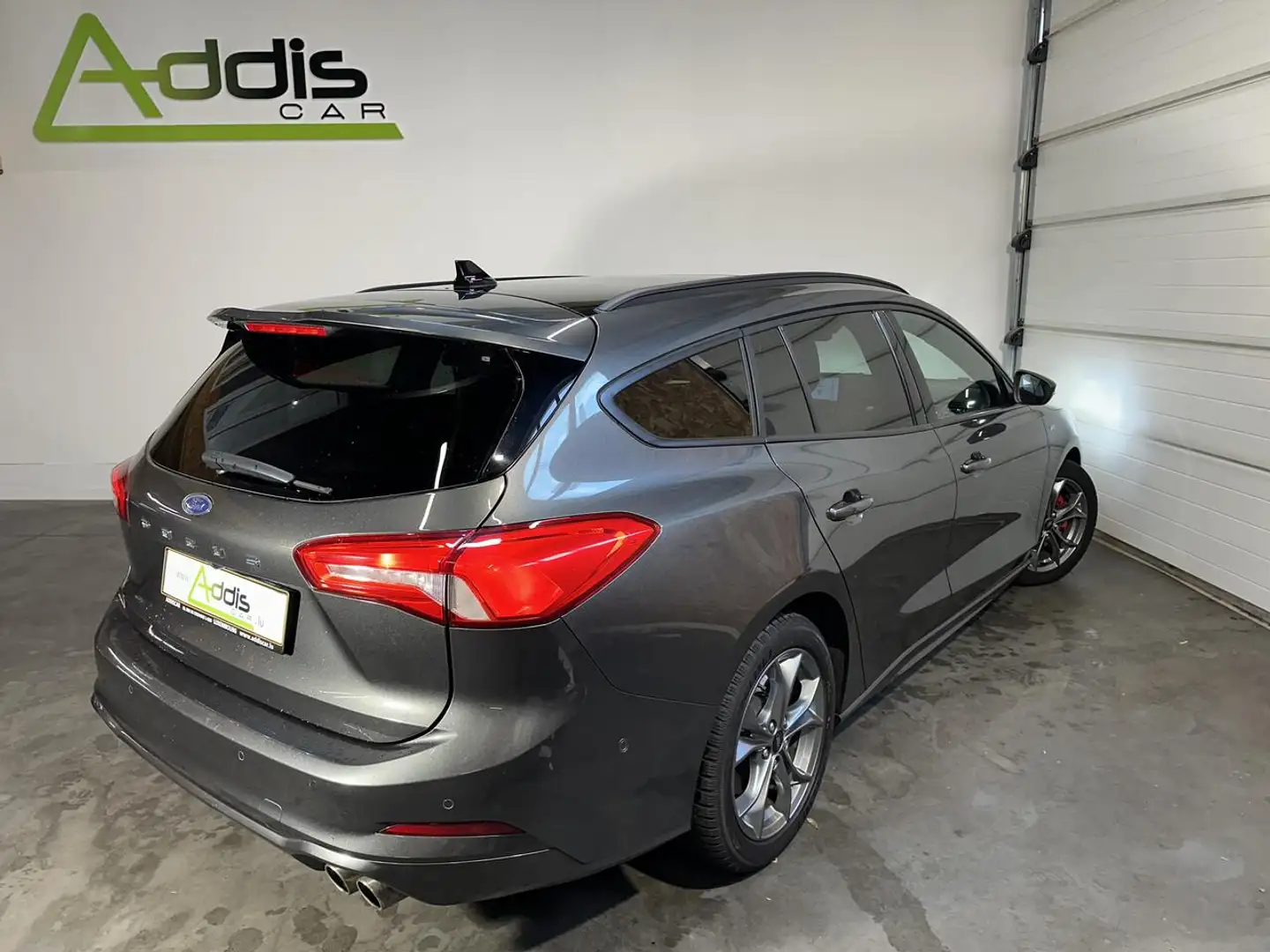 Ford Focus CLIPPER 1.5 ECOBLUE 120 ST-LINE Grijs - 2