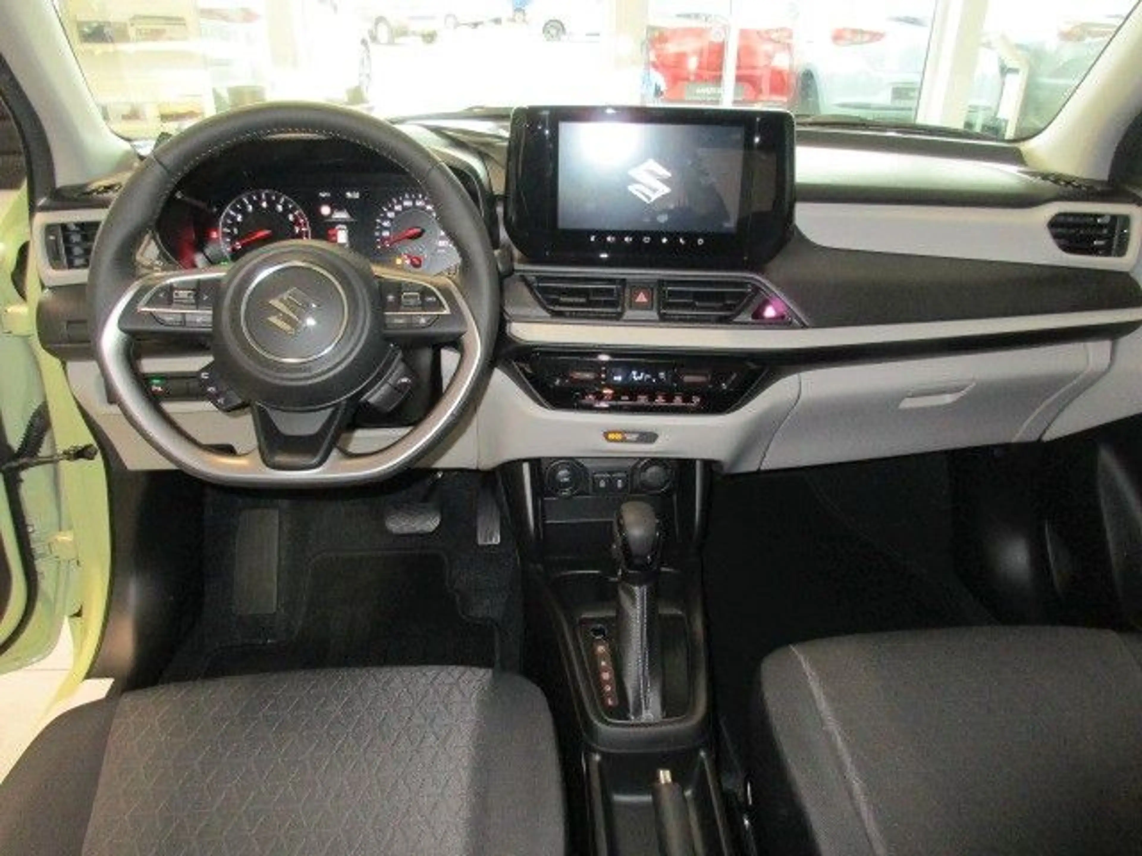 Suzuki Swift 1.2 Dualjet Hybrid Comfort+ CVT — photo 7