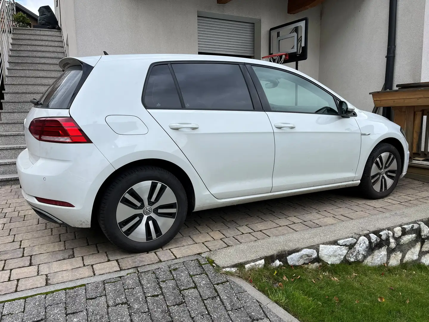 Volkswagen Golf Golf VII 2017 Elettrica 5p e-Golf 5p Bianco - 1