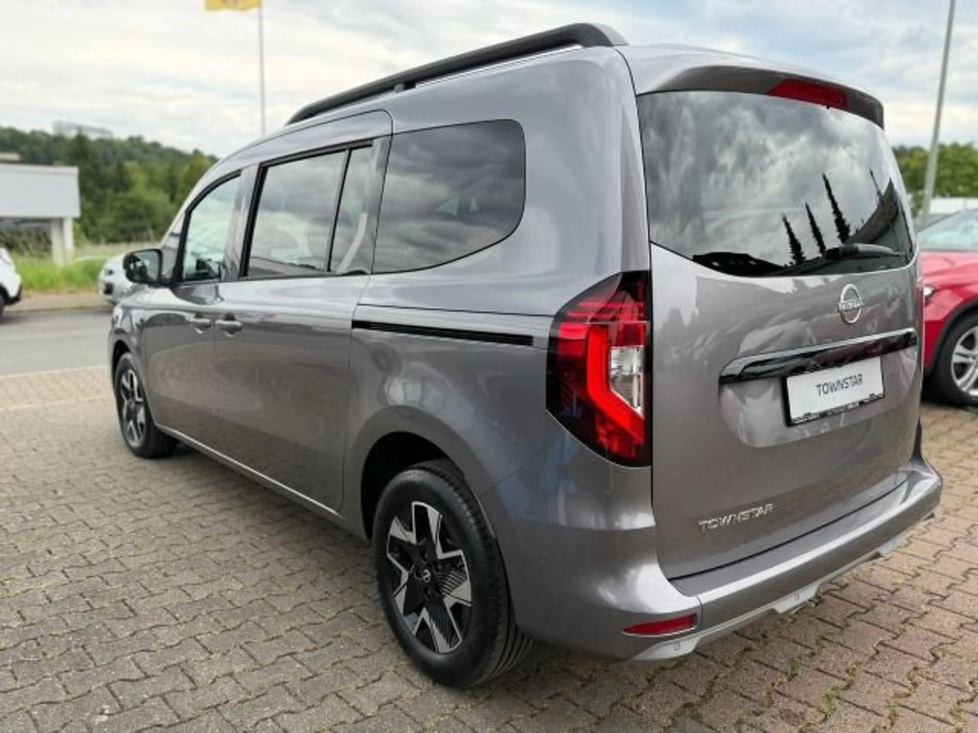 Nissan Townstar Kombi 130PS DCT L2 Tekna 7S — photo 8
